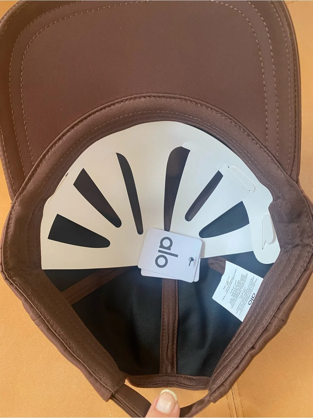 Alo Yoga Satin Off-Duty Cap Brownstone NWT $98